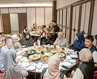 Gathering 6